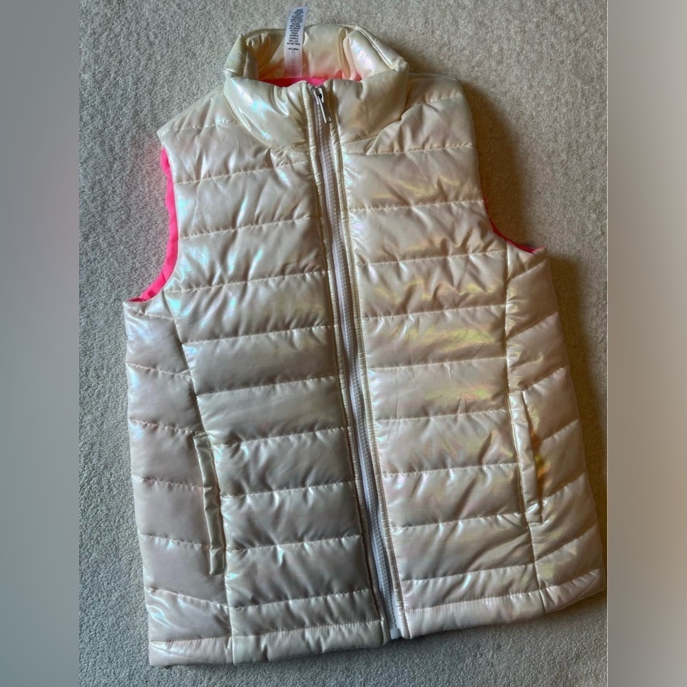 Ideology Iridescent Puffer Vest, pearly white and neon pink. Girl size medium